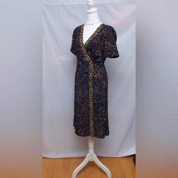 Anthropologie Maeve Morgan black floral leopard print button dress. Size 6 - Picture 4 of 7